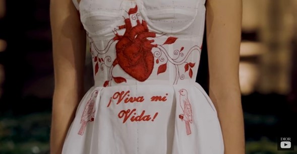 ¿Por qué se volvió polémico el desfile de Dior sobre violencia de género en México?