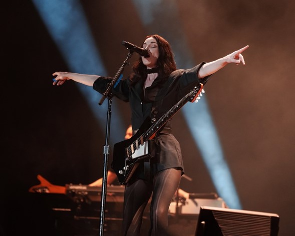 Histórico: Ve a Paul McCartney cerrar el Corona Capital 2024 con Jack White y St. Vincent 👨🏽‍🎤👩🏽‍🎤