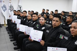 Gobierno de Monterrey prepara policía bilingüe para el mundial, suman ya 326 elementos capacitados en inglés